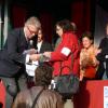 Remise de prix par le Prince Laurent